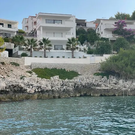 Villa Beachfront Leonardo With Pool Trogir
