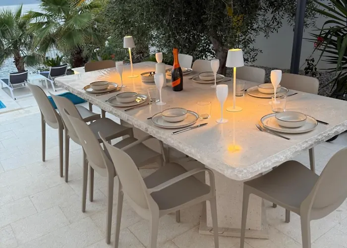 Beachfront Leonardo With Pool Villa